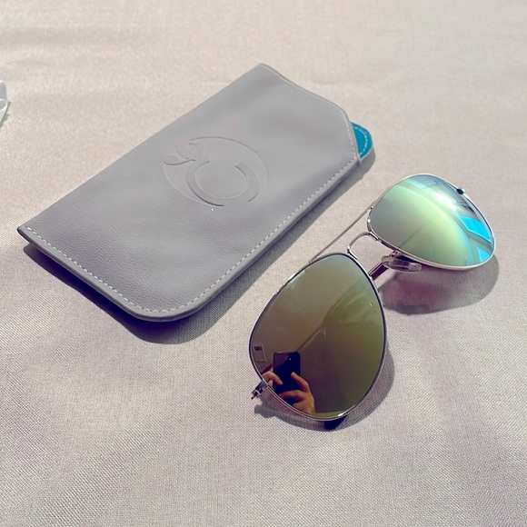 Ellison Aviator Style Men’s Women’s Gold Metal Mirror Lens Sunglasses & Case - Picture 2 of 10